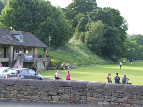 Inn Sir William