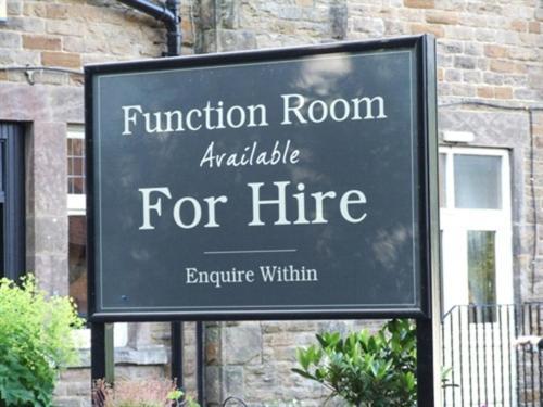 Inn Sir William Grindleford Bridge